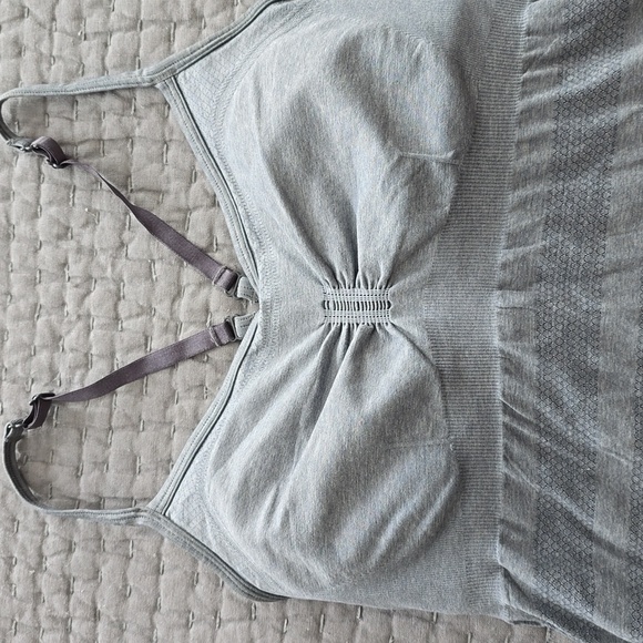 LULULEMON Active Tank - Picture 4 of 13